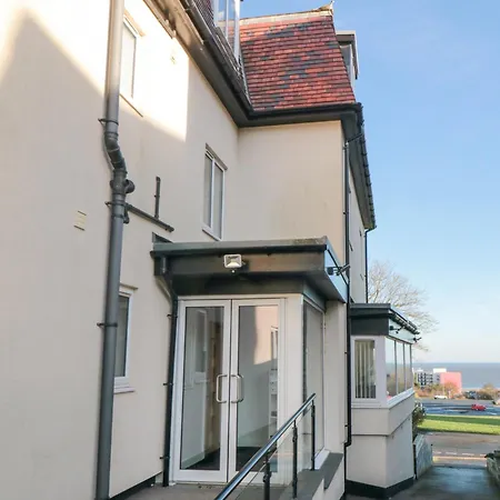 Weydale Avenue * 스카버러