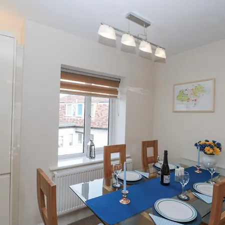 Weydale Avenue * 스카버러